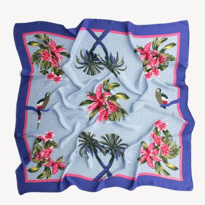 foulard-%C3%A0-imprim%C3%A9-tropical-en-viscose-aw0aw06785423