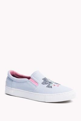 tommy hilfiger women's canvas sneakers