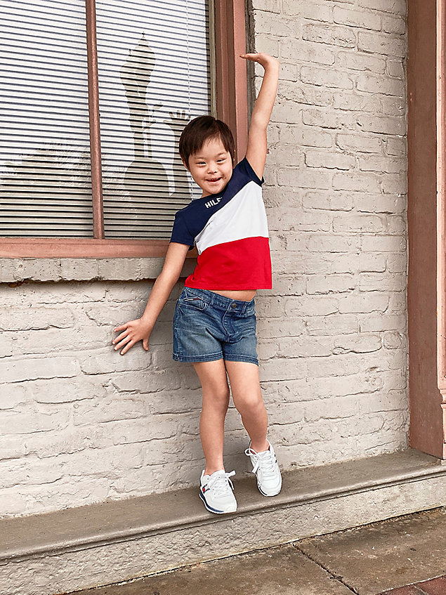 multi adaptive colour-blocked t-shirt for girls tommy hilfiger