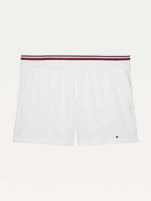 tommy hilfiger adaptive