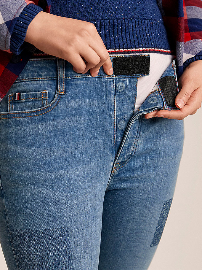 blau adaptive straight patchwork-jeans mit hohem bund für women - tommy hilfiger