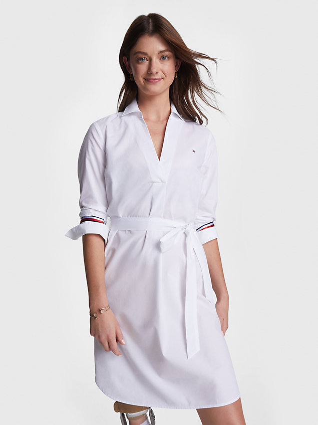 white adaptive knielanges hemdkleid mit logo für damen - tommy hilfiger