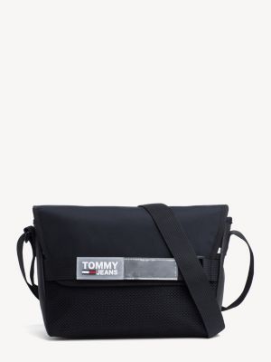 tommy jeans shoulder bag