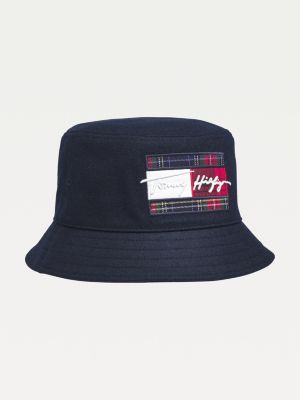 white tommy hilfiger bucket hat