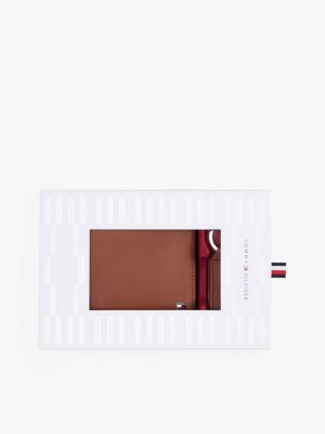 brown leather wallet and key fob gift set for men tommy hilfiger