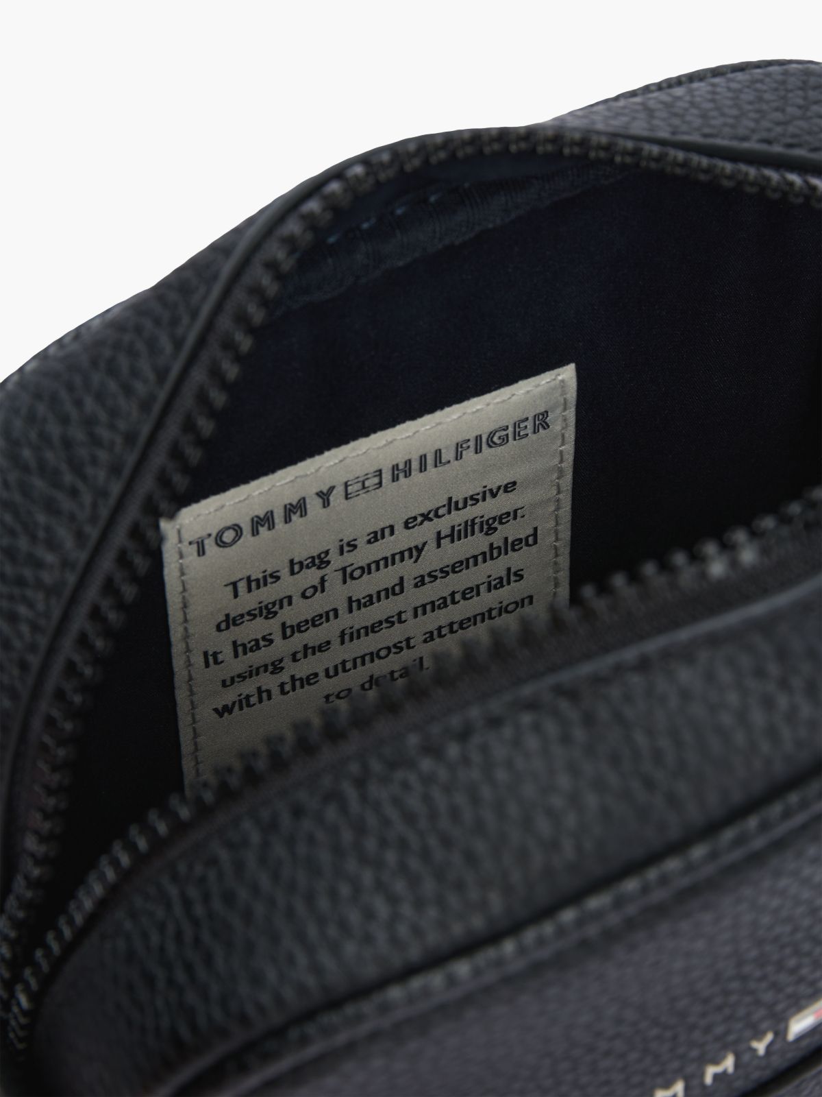 Essential Small Reporter Bag — Black
