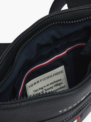 czarny torba na ramię z kolekcji essential dla mężczyźni - tommy hilfiger
