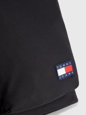 black rucksack mit badge und taschen für herren - tommy jeans