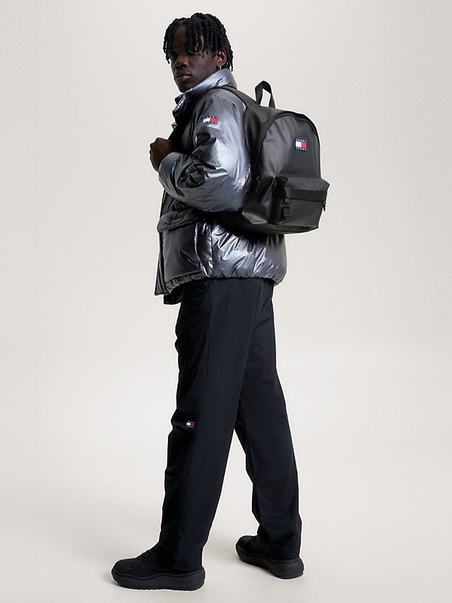 black elevated rucksack mit tommy-badge für herren - tommy jeans