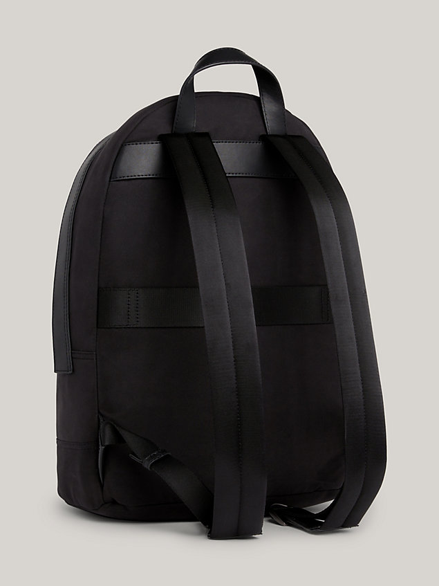 black classic prep kuppelförmiger rucksack für herren - tommy hilfiger