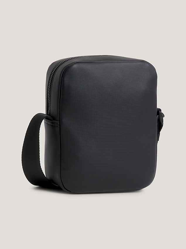 black mała torba reporterka essential z logo dla mężczyźni - tommy hilfiger