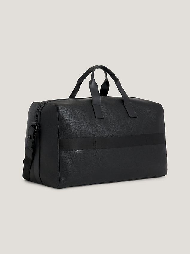 black genarbte dufflebag mit logo aus metall für herren - tommy hilfiger