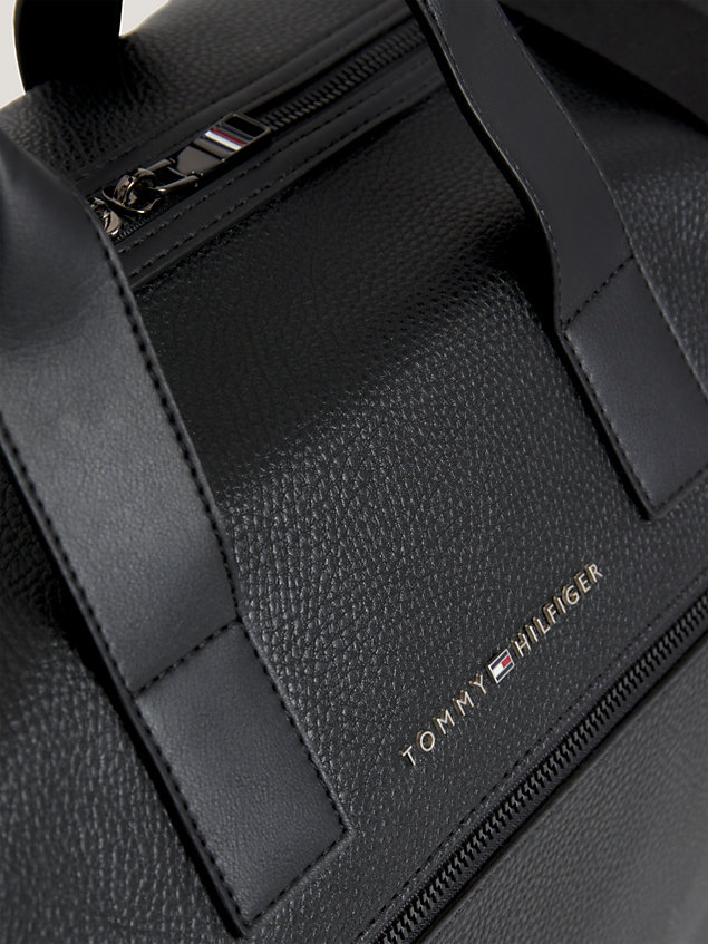 black pebble grain metal logo duffel bag for men tommy hilfiger