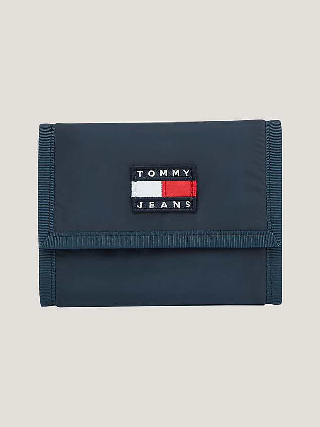 blue heritage badge trifold recycled wallet for men tommy jeans
