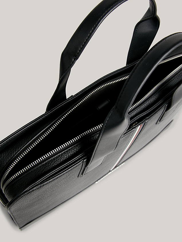 black schmale laptop-tasche mit tommy-tape für herren - tommy hilfiger