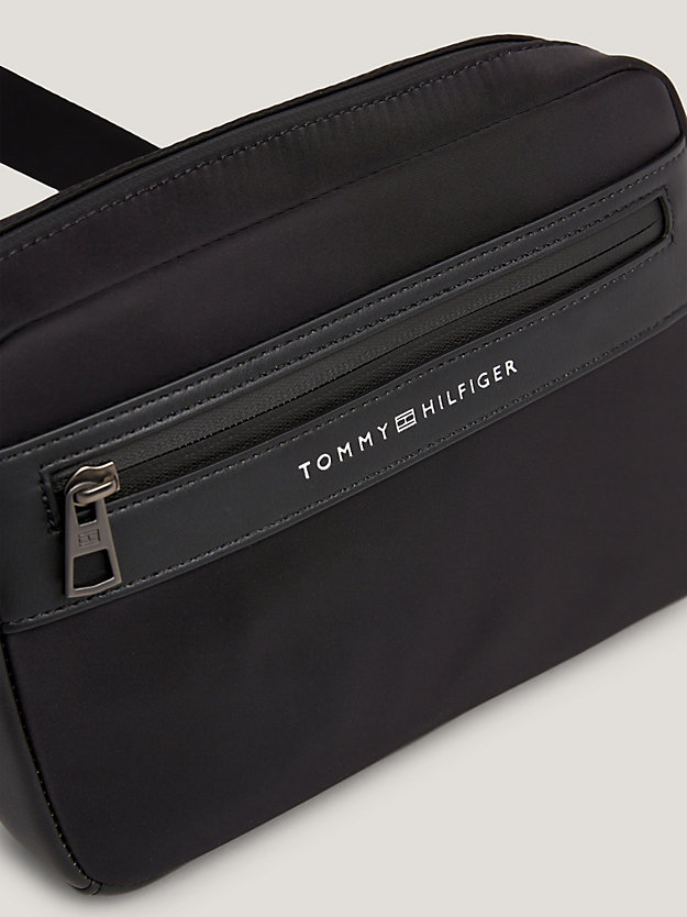 czarny torebka na aparat th tech exclusive z logo dla mężczyźni - tommy hilfiger