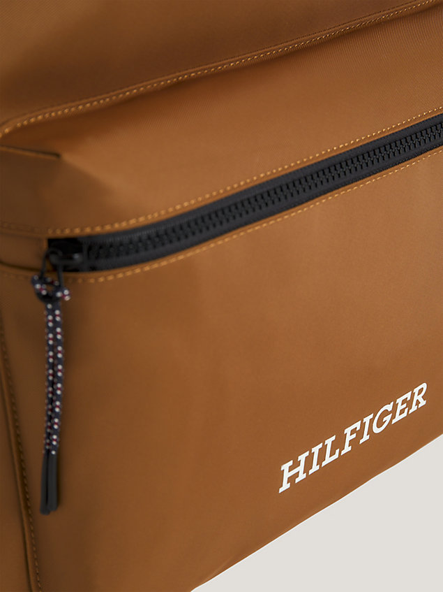 brown usztywniany plecak z logo hilfiger dla mężczyźni - tommy hilfiger