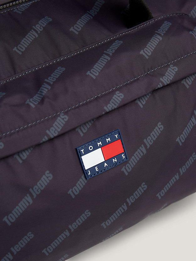 schwarz exclusive recycling-dufflebag mit logo-print für herren - tommy jeans