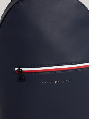 Small tommy deals hilfiger backpack