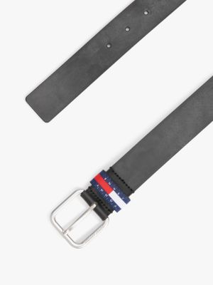 cintura in pelle con distintivo sul passante nero da uomini tommy jeans