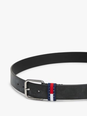 cintura in pelle con distintivo sul passante nero da uomini tommy jeans