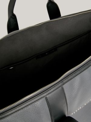 Colour-Blocked Metal Logo Duffel Bag | Grey | Tommy Hilfiger