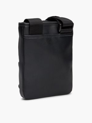 Kleine Crossbody-Tasche mit Metall-Logo | Schwarz | Tommy Hilfiger