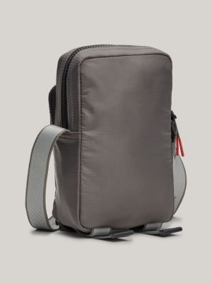 bolso reporter con monotipo hilfiger gris de hombres tommy hilfiger