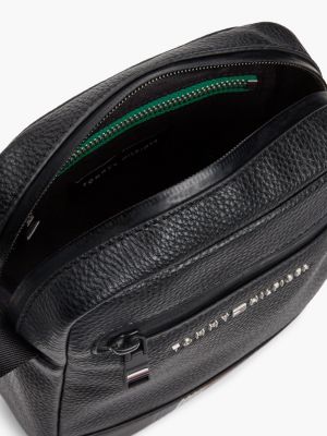 Kleine Reportertasche mit Metall-Logo | Schwarz | Tommy Hilfiger