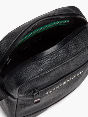 borsa reporter piccola con logo in metallo nero da uomini tommy hilfiger