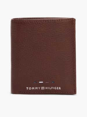 brown premium leather bifold wallet for men tommy hilfiger