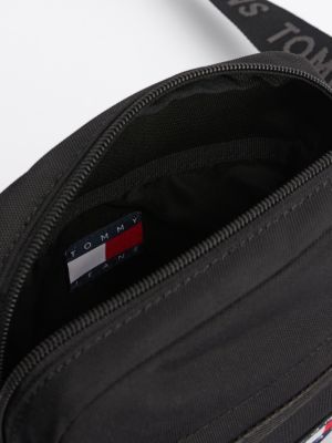 schwarz essential crossbody-reportertasche mit logo für herren - tommy jeans