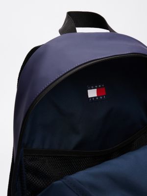 blau essential kuppelförmiger logo-rucksack für herren - tommy jeans