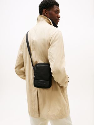 black th business metal logo reporter bag for men tommy hilfiger