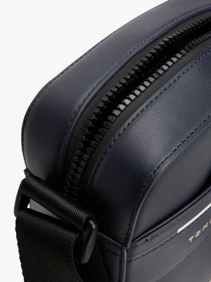 sac reporter emblématique à bandoulière bleu pour hommes tommy hilfiger