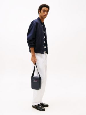 sac reporter emblématique à bandoulière bleu pour hommes tommy hilfiger