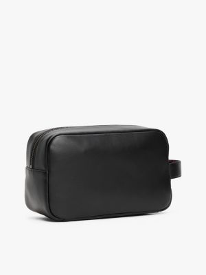 black corporate metal logo washbag for men tommy hilfiger