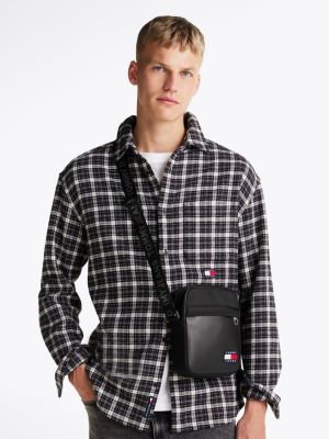 black essential logo reporter bag for men tommy jeans