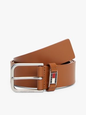 brown leren riem met een reliëflogo voor heren - tommy jeans