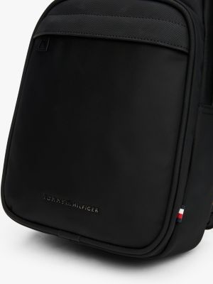 sac bandoulière avec logo en métal noir pour hommes tommy hilfiger