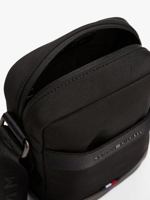 schwarz reise-reporterbag mit metall-logo für herren - tommy hilfiger
