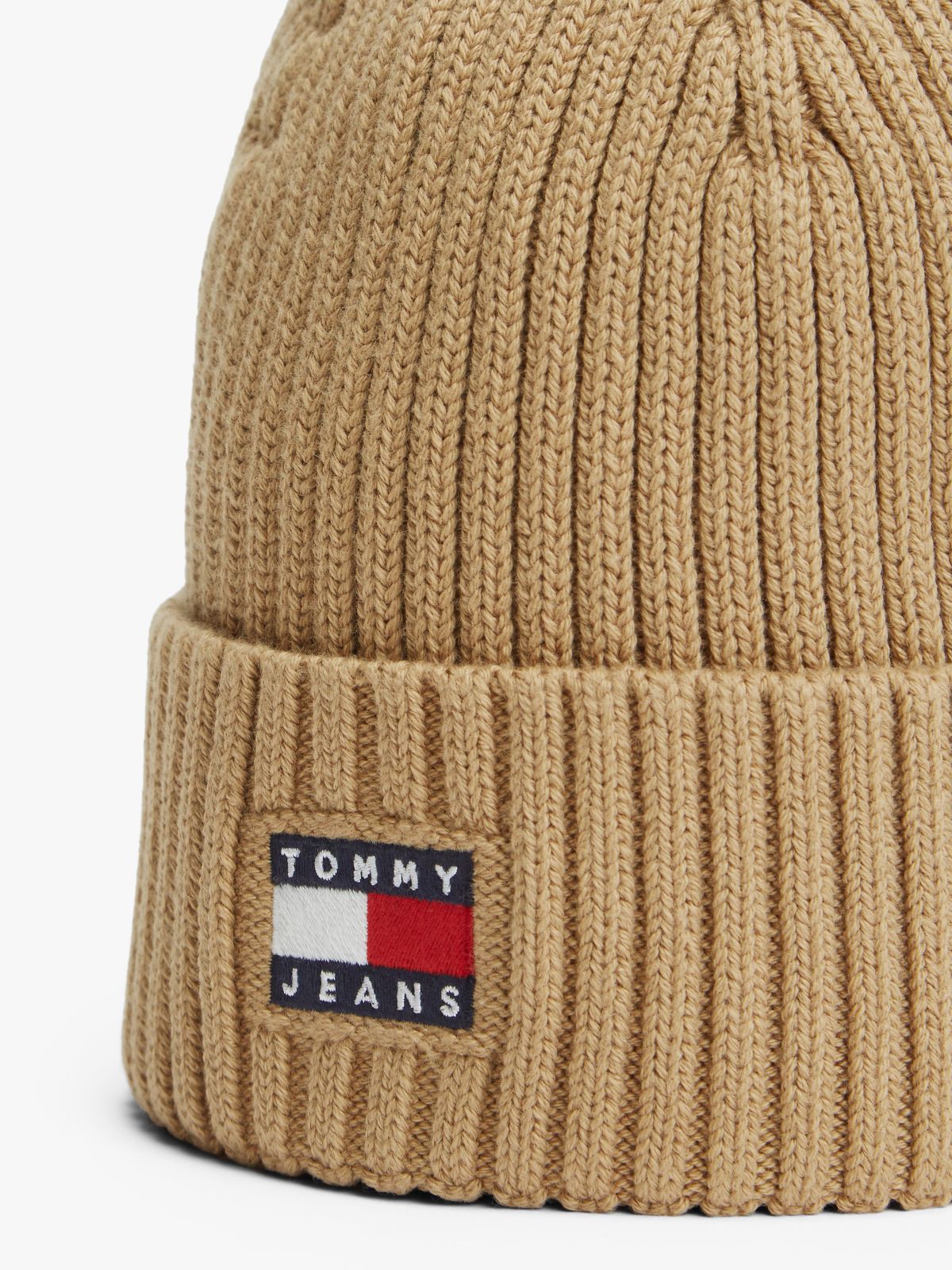 Heritage Logo Rib-Knit Beanie — Beige