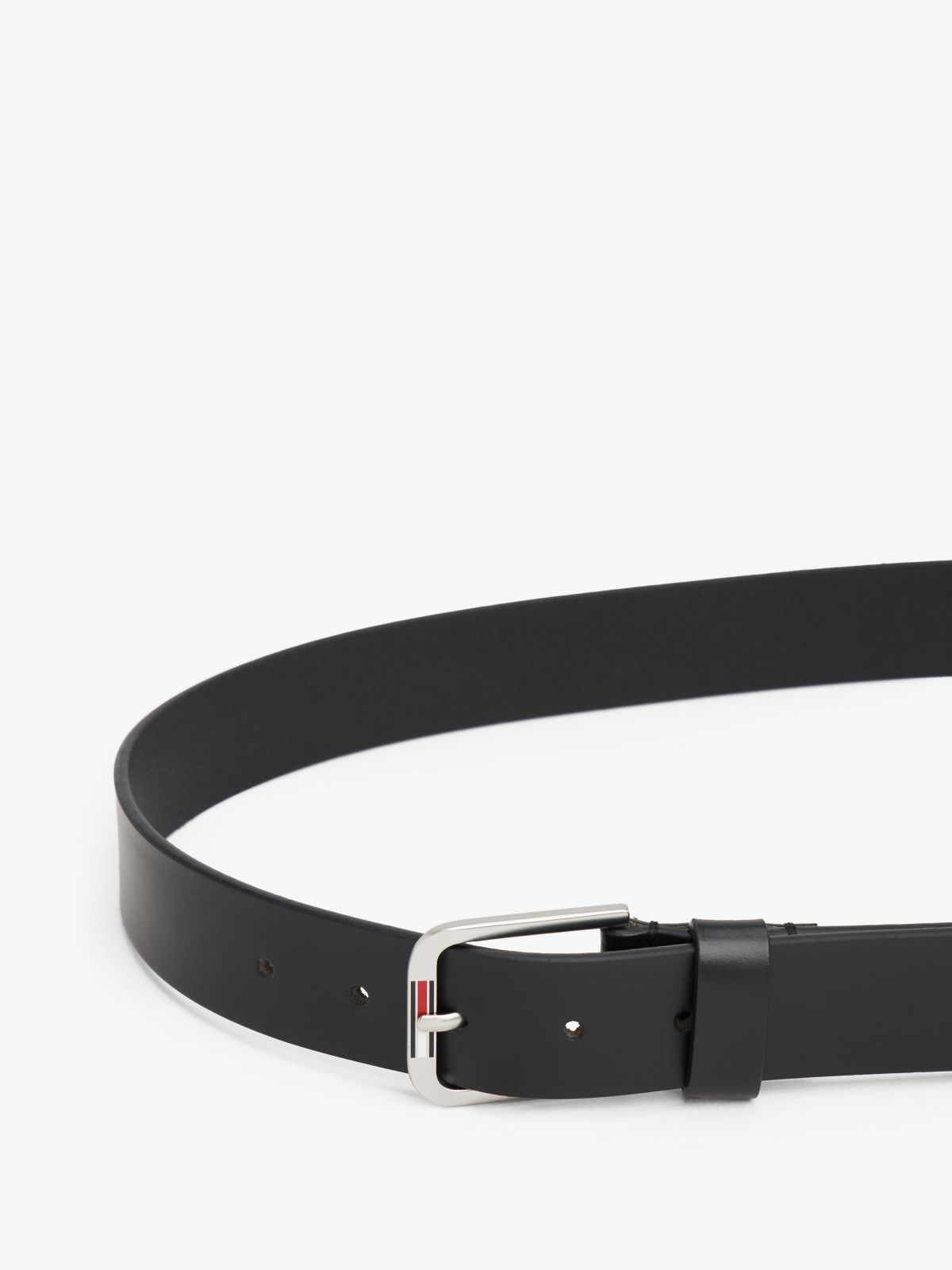 Austin Signature Square Buckle Leather Belt — Black