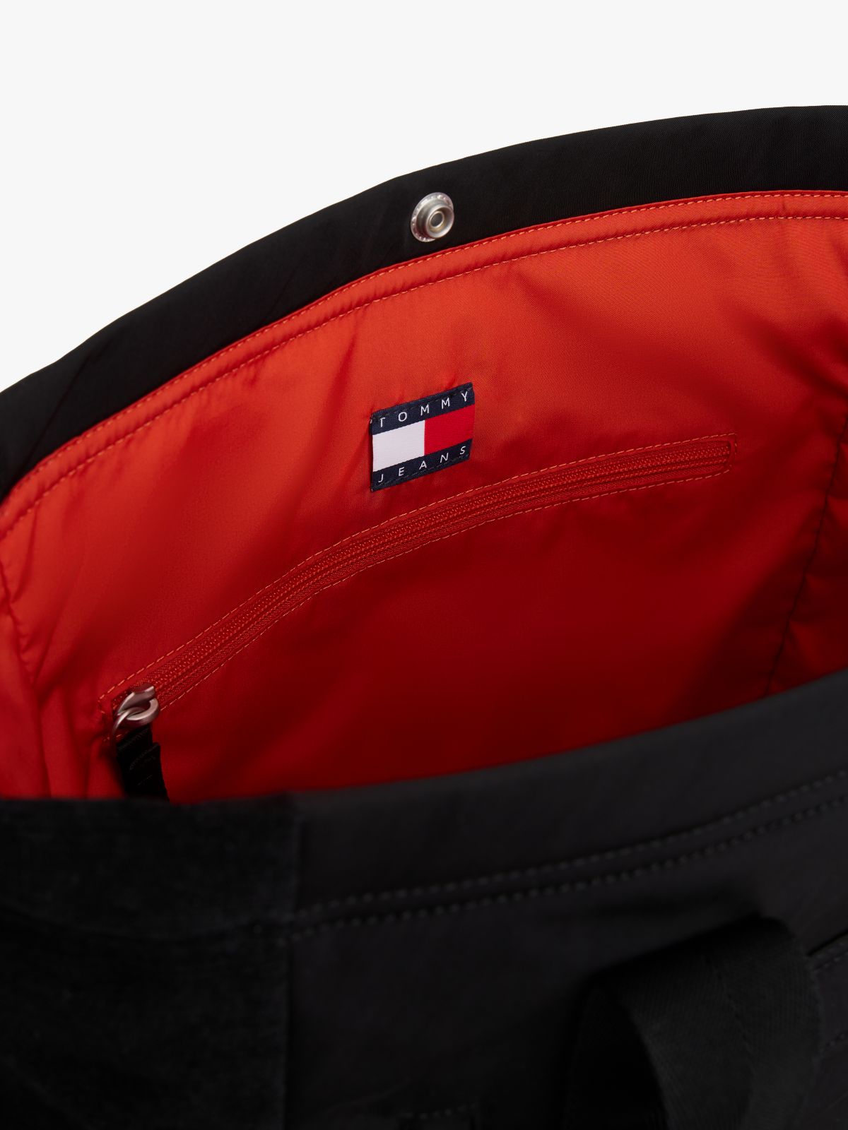Tech Tonal Logo Tote Bag — Black