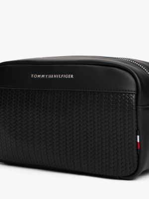 zwart toilettas met metalen logo voor heren - tommy hilfiger