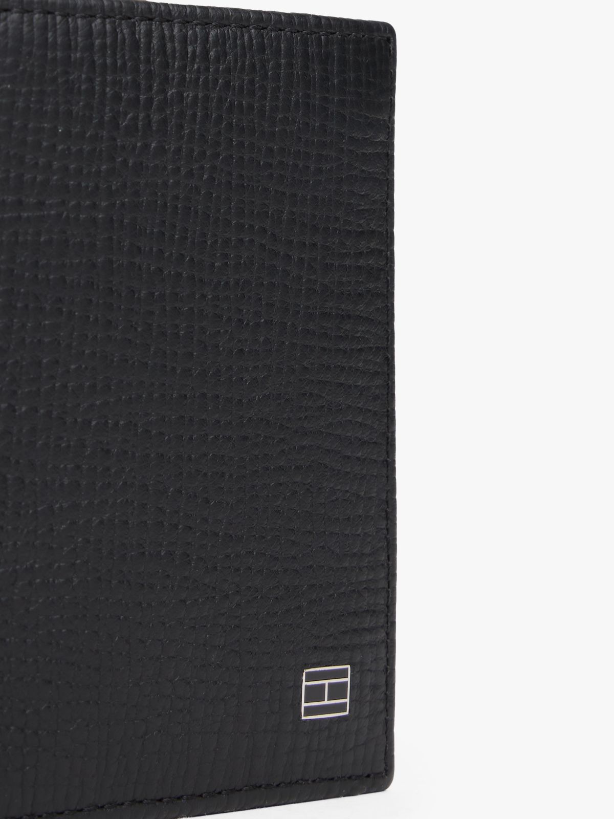 Hilfiger Flag Leather Trifold Wallet — Black