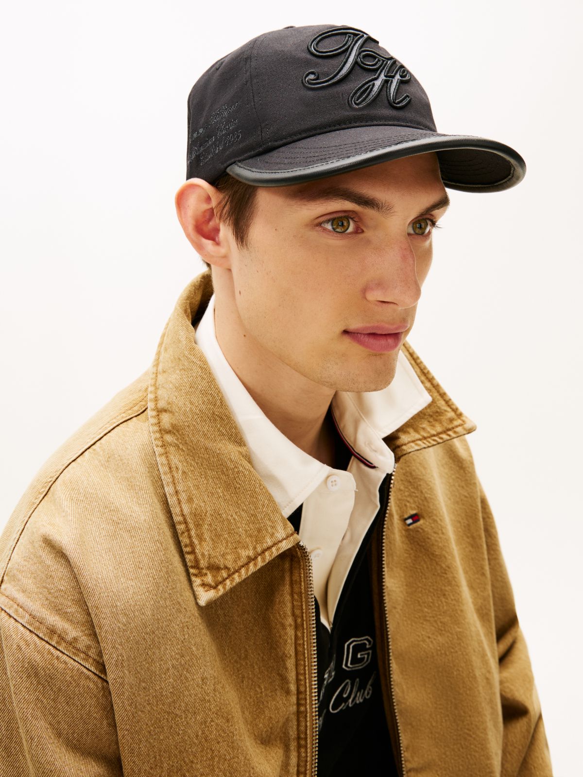 Logo Embroidery Five-Panel Baseball Cap — Black