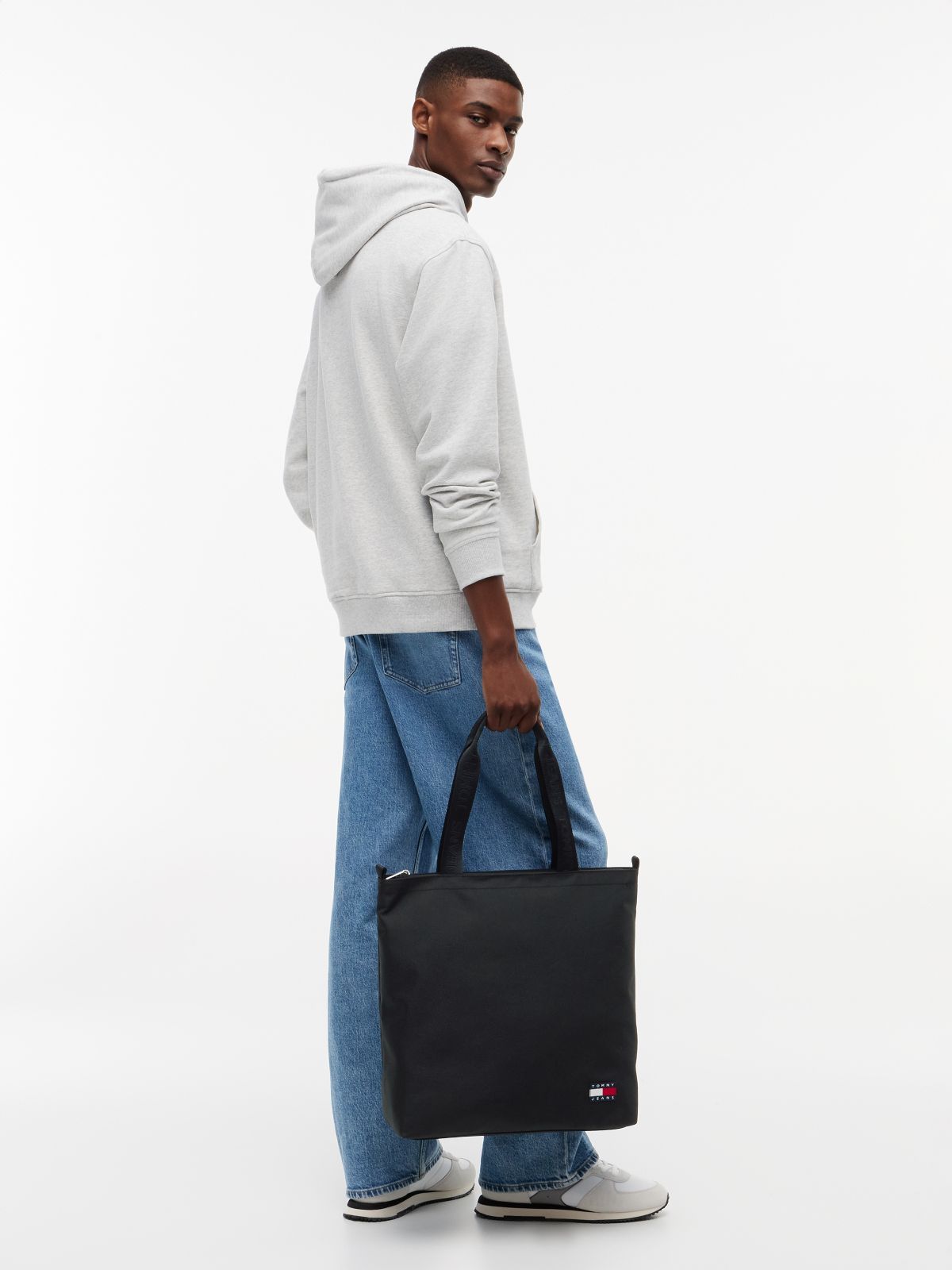 Essential Repeat Logo Tote Bag — Black