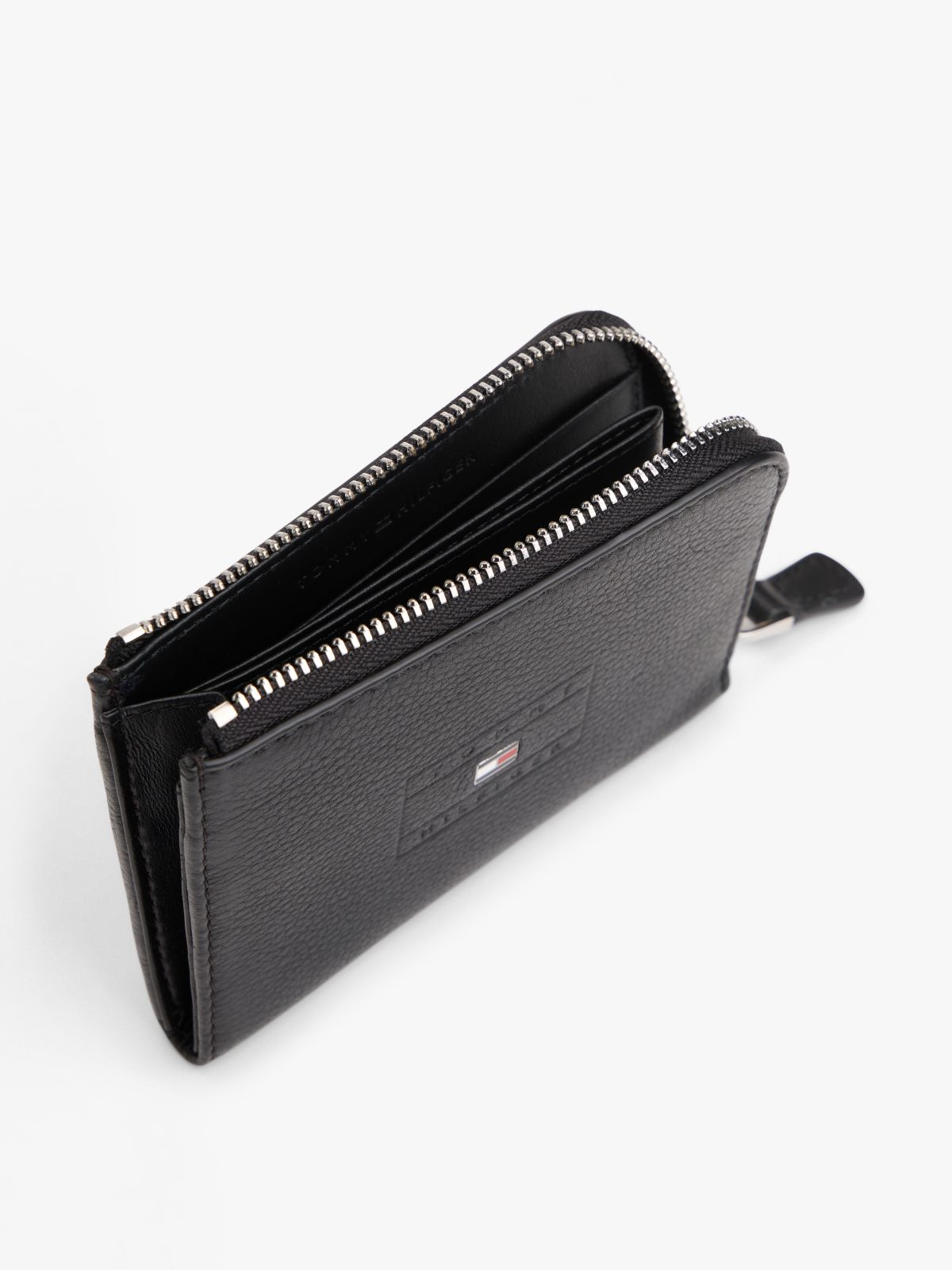 Casual Leather Zip-Around Wallet — Black
