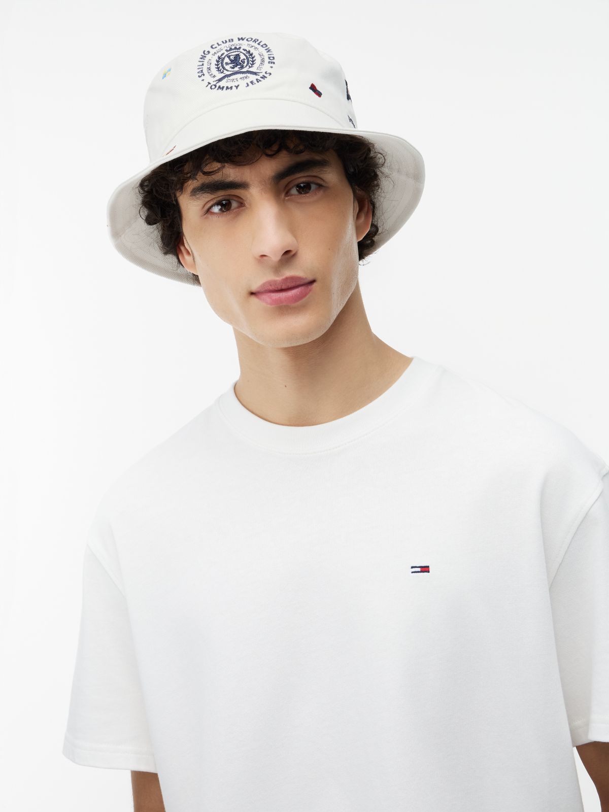 Multi Flag Embroidery Bucket Hat — White
